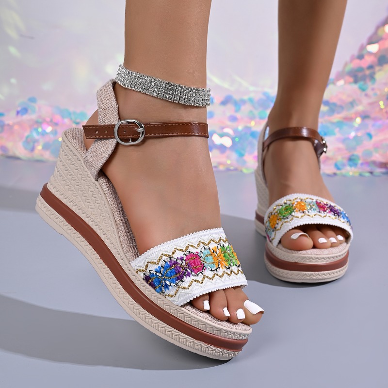 Vintage Style Women Fashion - Summer Bohemian Style Braided Women's Heeled
