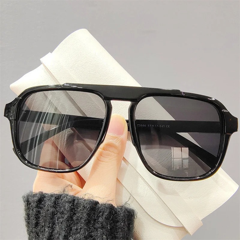 New Oversized Frame Sunglasses - Vintage Fashion Brands 评论和价格
