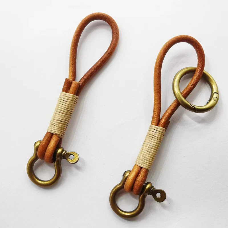 Leather Lanyard Hook Retro Cow - Vintage Fashion Ornaments 评论和价格