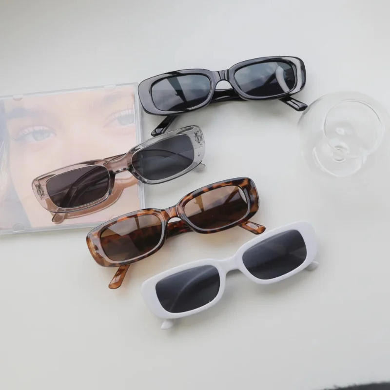 Vintage Small Square Sunglasse - Vintage Fashion Brands 评论和价格