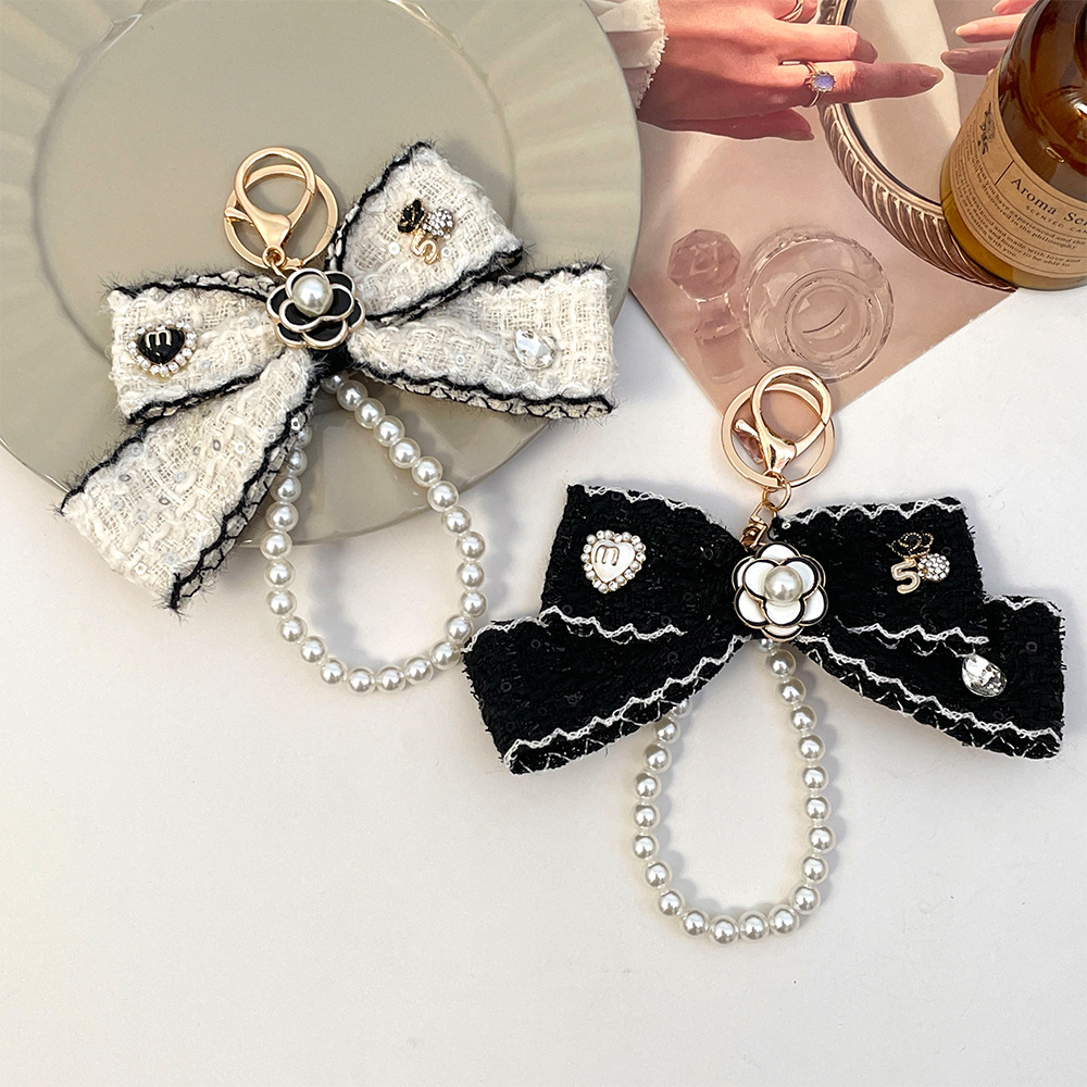 2026 Women's Cloth Bowknot Key - Vintage Fashion Ornaments 评论和价格