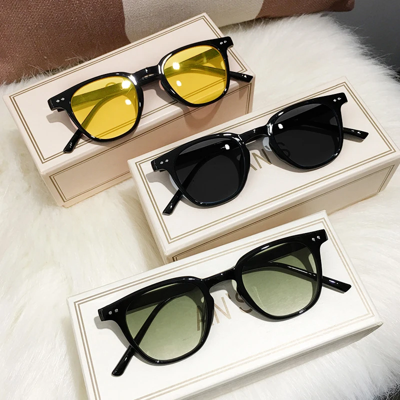 Vintage Square Sunglasses Unis - Vintage Fashion Brands 评论和价格