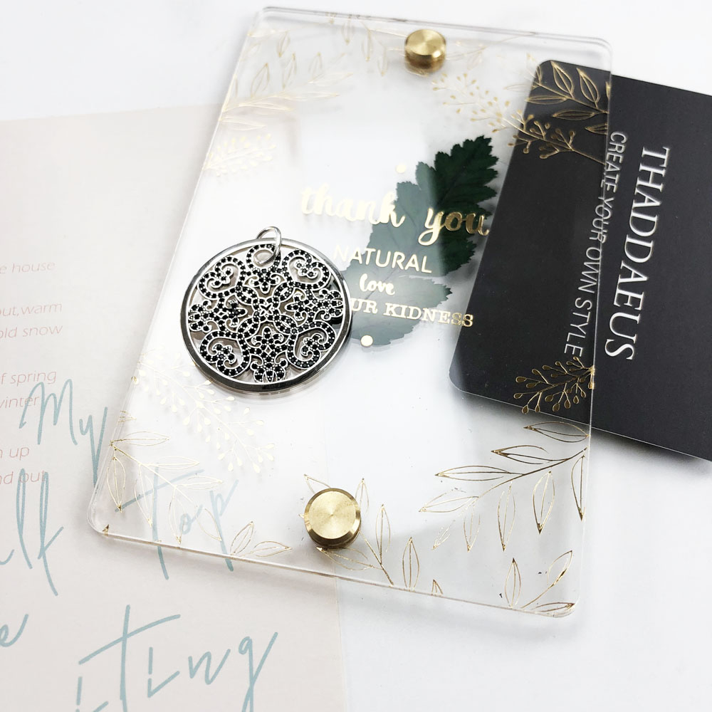Pendant Arabesque Disc Ornamen - Vintage Fashion Ornaments 评论和价格